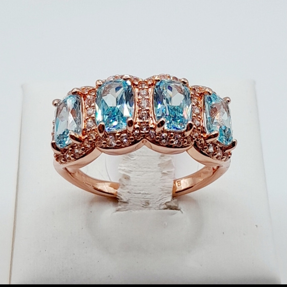 Elegant Blue and Rose Gold Women's Ring